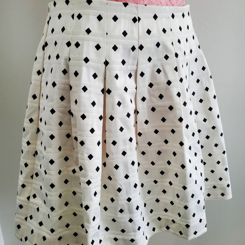 Banana Republic Diamond‎ Pattern Skirt Size 2